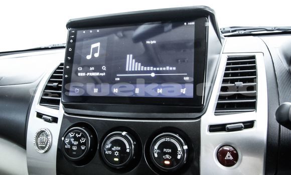 Buy Used Mitsubishi Pajero White Car in Bangkok in Bangkok Buy Used Mitsubishi Pajero White Car in Bangkok in Bangkok