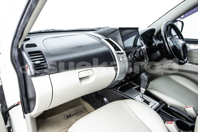 Big with watermark mitsubishi pajero bangkok bangkok 60378