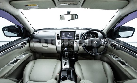 Buy Used Mitsubishi Pajero White Car in Bangkok in Bangkok Buy Used Mitsubishi Pajero White Car in Bangkok in Bangkok