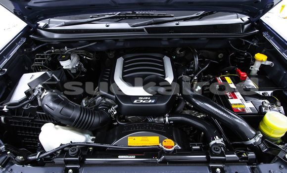 Buy Used Isuzu D-Max Blue Car in Bangkok in Bangkok Buy Used Isuzu D-Max Blue Car in Bangkok in Bangkok