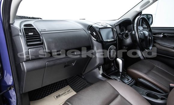 Buy Used Isuzu D-Max Blue Car in Bangkok in Bangkok Buy Used Isuzu D-Max Blue Car in Bangkok in Bangkok