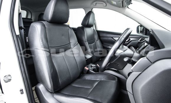 Buy Used Nissan X-Trail White Car in Bangkok in Bangkok Buy Used Nissan X-Trail White Car in Bangkok in Bangkok