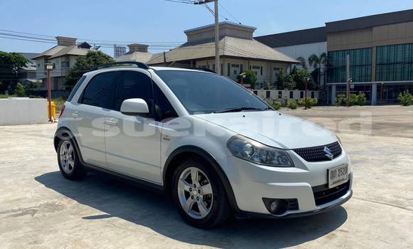 Buy Used Suzuki SX4 White Car in Bangkok in Bangkok Buy Used Suzuki SX4 White Car in Bangkok in Bangkok