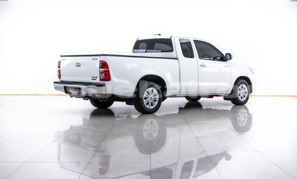Buy Used Toyota Hiluxe VIGO White Car in Bangkok in Bangkok Buy Used Toyota Hiluxe VIGO White Car in Bangkok in Bangkok