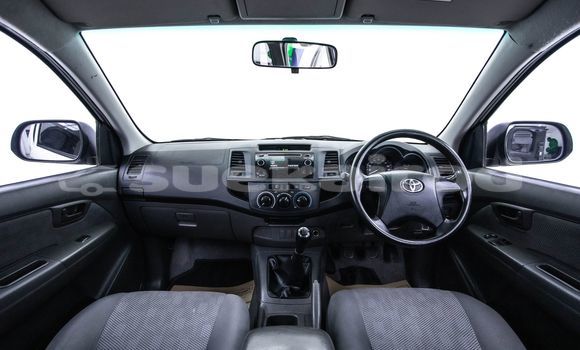 Buy Used Toyota Hiluxe VIGO White Car in Bangkok in Bangkok Buy Used Toyota Hiluxe VIGO White Car in Bangkok in Bangkok