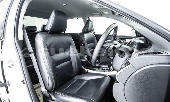 Buy Used Honda Accord White Car in Bangkok in Bangkok Buy Used Honda Accord White Car in Bangkok in Bangkok