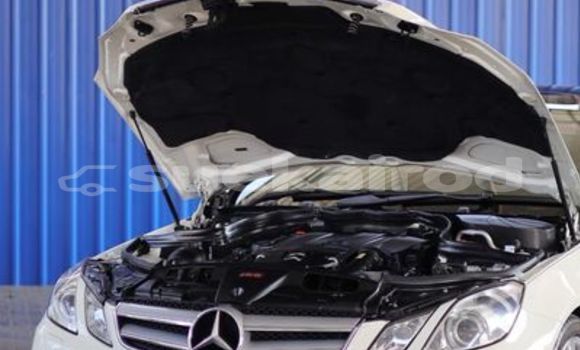 ซื้อ รถมือสอง Mercedes-Benz E200 ขาว รถยนต์ ใน %{เมือง} ใน กรุงเทพมหานคร ซื้อ รถมือสอง Mercedes-Benz E200 ขาว รถยนต์ ใน %{เมือง} ใน กรุงเทพมหานคร