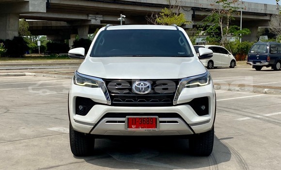 ซื้อ รถมือสอง Toyota Fortuner ขาว รถยนต์ ใน %{เมือง} ใน กรุงเทพมหานคร ซื้อ รถมือสอง Toyota Fortuner ขาว รถยนต์ ใน %{เมือง} ใน กรุงเทพมหานคร