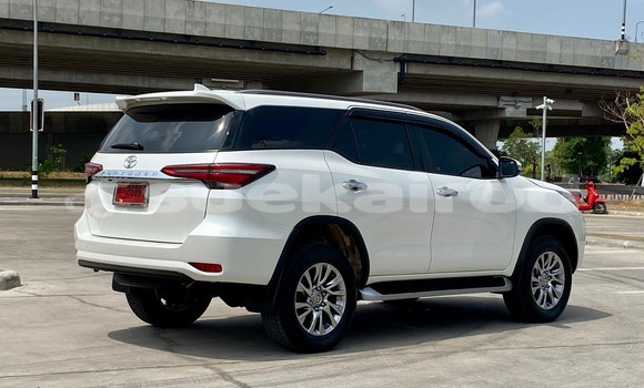 ซื้อ รถมือสอง Toyota Fortuner ขาว รถยนต์ ใน %{เมือง} ใน กรุงเทพมหานคร ซื้อ รถมือสอง Toyota Fortuner ขาว รถยนต์ ใน %{เมือง} ใน กรุงเทพมหานคร
