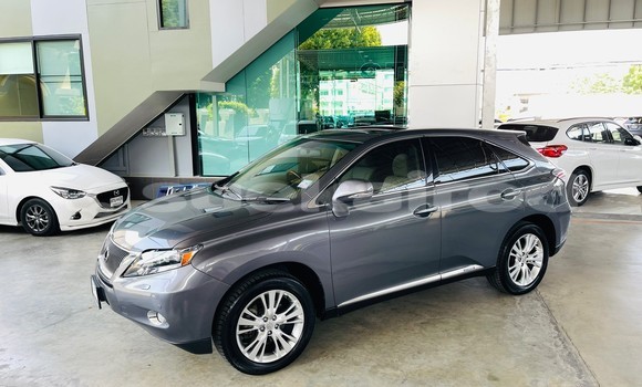 ซื้อ รถมือสอง Lexus RX อื่น ๆ รถยนต์ ใน %{เมือง} ใน กรุงเทพมหานคร