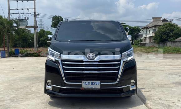 Buy Used Toyota Matrix Black Car in Bangkok in Bangkok Buy Used Toyota Matrix Black Car in Bangkok in Bangkok