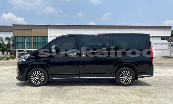 Buy Used Toyota Matrix Black Car in Bangkok in Bangkok Buy Used Toyota Matrix Black Car in Bangkok in Bangkok