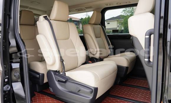 Buy Used Toyota Matrix Black Car in Bangkok in Bangkok Buy Used Toyota Matrix Black Car in Bangkok in Bangkok