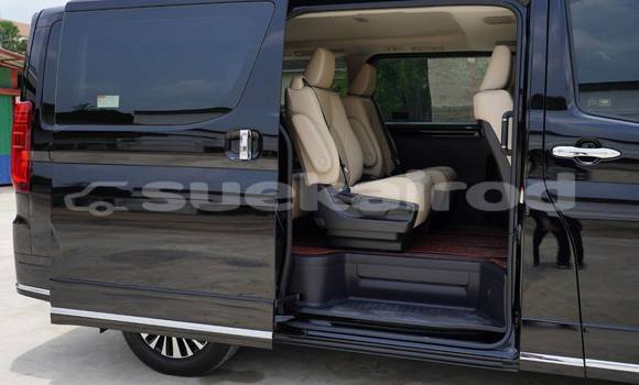 Buy Used Toyota Matrix Black Car in Bangkok in Bangkok Buy Used Toyota Matrix Black Car in Bangkok in Bangkok