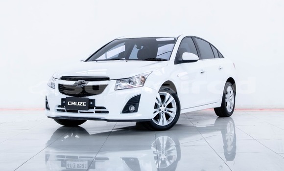 Buy Used Chevrolet Cruze White Car in Bangkok in Bangkok