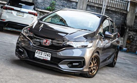 ซื้อ รถมือสอง Honda Jazz สีดำ รถยนต์ ใน %{เมือง} ใน กรุงเทพมหานคร ซื้อ รถมือสอง Honda Jazz สีดำ รถยนต์ ใน %{เมือง} ใน กรุงเทพมหานคร