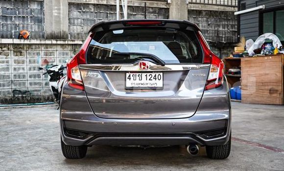 ซื้อ รถมือสอง Honda Jazz สีดำ รถยนต์ ใน %{เมือง} ใน กรุงเทพมหานคร ซื้อ รถมือสอง Honda Jazz สีดำ รถยนต์ ใน %{เมือง} ใน กรุงเทพมหานคร