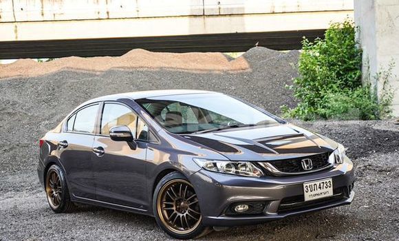 ซื้อ รถมือสอง Honda Civic สีดำ รถยนต์ ใน %{เมือง} ใน กรุงเทพมหานคร
