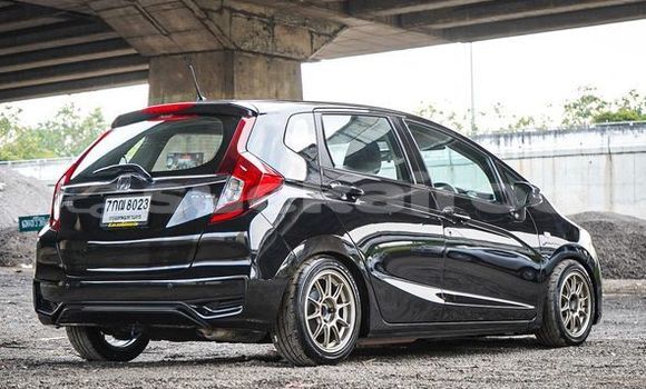 ซื้อ รถมือสอง Honda Jazz สีดำ รถยนต์ ใน %{เมือง} ใน กรุงเทพมหานคร ซื้อ รถมือสอง Honda Jazz สีดำ รถยนต์ ใน %{เมือง} ใน กรุงเทพมหานคร