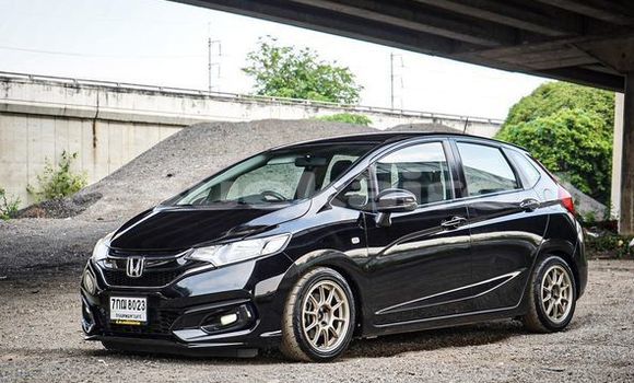 ซื้อ รถมือสอง Honda Jazz สีดำ รถยนต์ ใน %{เมือง} ใน กรุงเทพมหานคร ซื้อ รถมือสอง Honda Jazz สีดำ รถยนต์ ใน %{เมือง} ใน กรุงเทพมหานคร