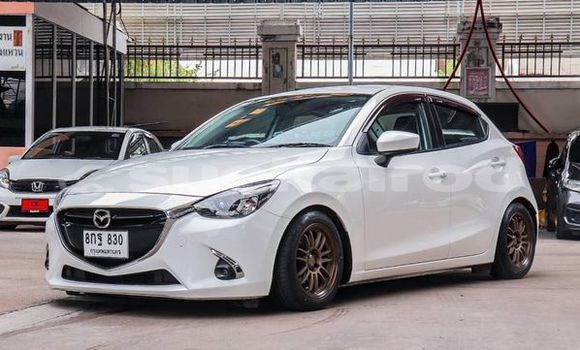 ซื้อ รถมือสอง Mazda Mazda 2 ขาว รถยนต์ ใน %{เมือง} ใน กรุงเทพมหานคร ซื้อ รถมือสอง Mazda Mazda 2 ขาว รถยนต์ ใน %{เมือง} ใน กรุงเทพมหานคร