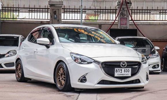 ซื้อ รถมือสอง Mazda Mazda 2 ขาว รถยนต์ ใน %{เมือง} ใน กรุงเทพมหานคร ซื้อ รถมือสอง Mazda Mazda 2 ขาว รถยนต์ ใน %{เมือง} ใน กรุงเทพมหานคร