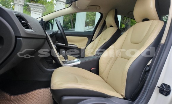 Buy Used Volvo S60 White Car in Bangkok in Bangkok Buy Used Volvo S60 White Car in Bangkok in Bangkok