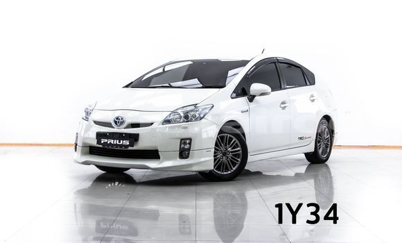 Buy Used Toyota Prius White Car in Bangkok in Bangkok Buy Used Toyota Prius White Car in Bangkok in Bangkok