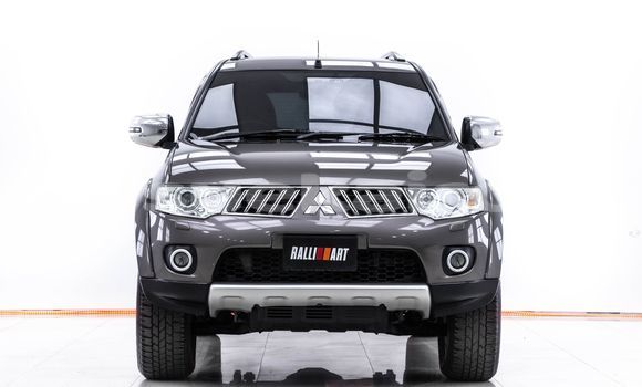 Buy Used Mitsubishi Pajero Brown Car in Bangkok in Bangkok Buy Used Mitsubishi Pajero Brown Car in Bangkok in Bangkok