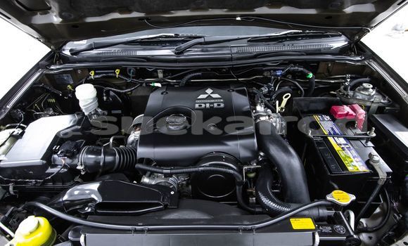 Buy Used Mitsubishi Pajero Brown Car in Bangkok in Bangkok Buy Used Mitsubishi Pajero Brown Car in Bangkok in Bangkok