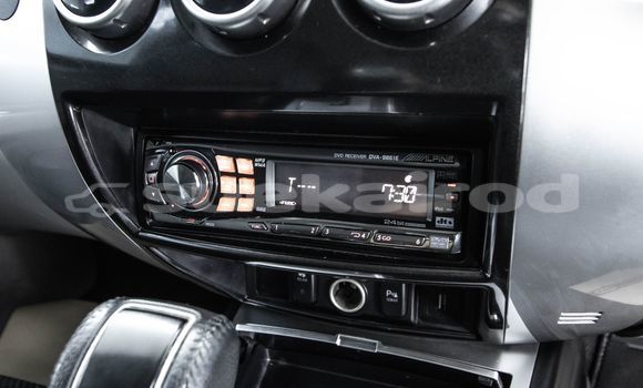 Buy Used Mitsubishi Pajero Brown Car in Bangkok in Bangkok Buy Used Mitsubishi Pajero Brown Car in Bangkok in Bangkok