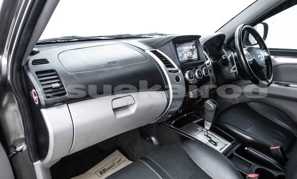 Buy Used Mitsubishi Pajero Brown Car in Bangkok in Bangkok Buy Used Mitsubishi Pajero Brown Car in Bangkok in Bangkok