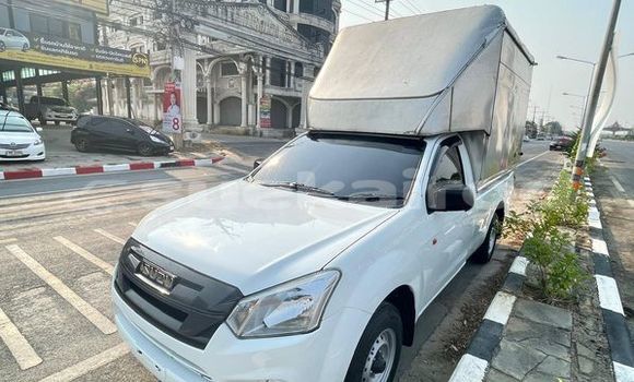 Buy Used Isuzu D-Max White Car in Saraburi in Saraburi Buy Used Isuzu D-Max White Car in Saraburi in Saraburi