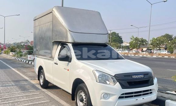Buy Used Isuzu D-Max White Car in Saraburi in Saraburi Buy Used Isuzu D-Max White Car in Saraburi in Saraburi