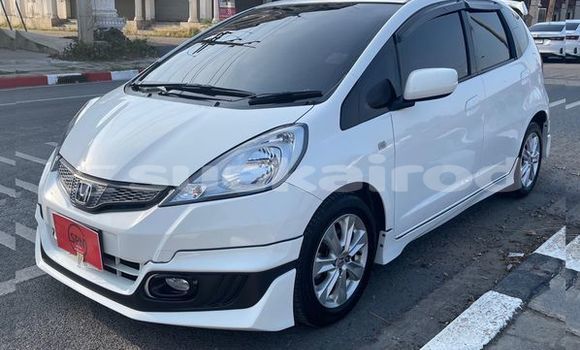 ซื้อ รถมือสอง Honda Jazz ขาว รถยนต์ ใน %{เมือง} ใน สระบุรี ซื้อ รถมือสอง Honda Jazz ขาว รถยนต์ ใน %{เมือง} ใน สระบุรี