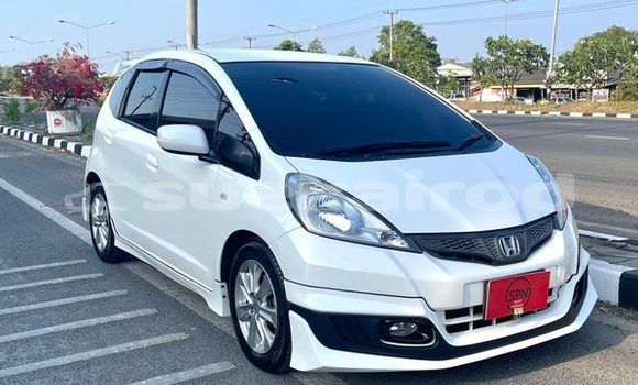 ซื้อ รถมือสอง Honda Jazz ขาว รถยนต์ ใน %{เมือง} ใน สระบุรี ซื้อ รถมือสอง Honda Jazz ขาว รถยนต์ ใน %{เมือง} ใน สระบุรี