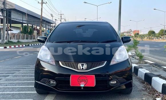 ซื้อ รถมือสอง Honda Jazz สีดำ รถยนต์ ใน %{เมือง} ใน สระบุรี
