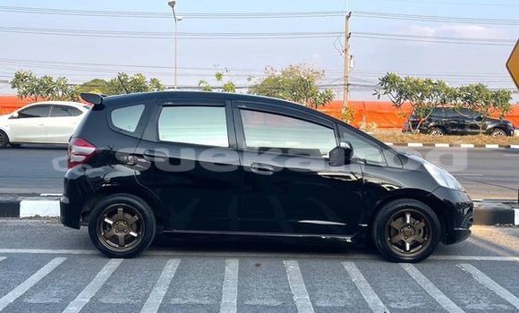 Buy Used Honda Jazz Black Car in Saraburi in Saraburi Buy Used Honda Jazz Black Car in Saraburi in Saraburi
