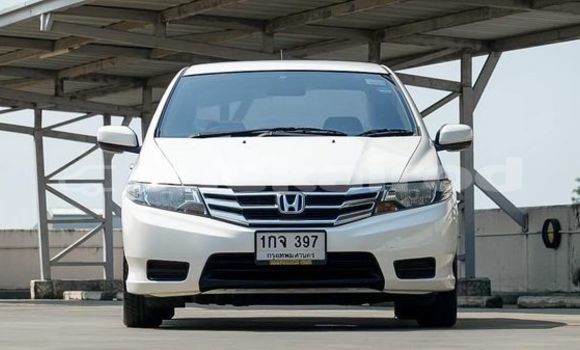 Buy Used Honda City White Car in Bangkok in Bangkok Buy Used Honda City White Car in Bangkok in Bangkok