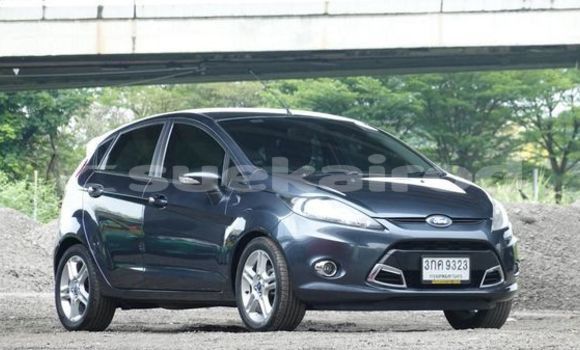 ซื้อ รถมือสอง Ford Fiesta สีดำ รถยนต์ ใน %{เมือง} ใน กรุงเทพมหานคร