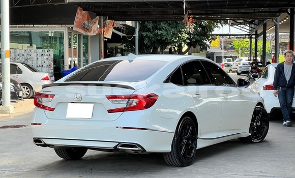 Buy Used Honda Accord White Car in Bangkok in Bangkok Buy Used Honda Accord White Car in Bangkok in Bangkok