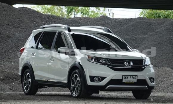 Buy Used Honda BR-V White Car in Bangkok in Bangkok