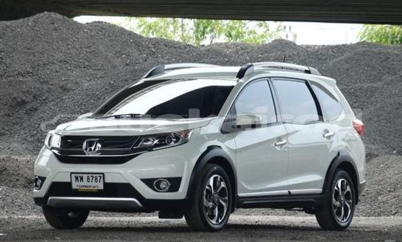 Buy Used Honda BR-V White Car in Bangkok in Bangkok Buy Used Honda BR-V White Car in Bangkok in Bangkok