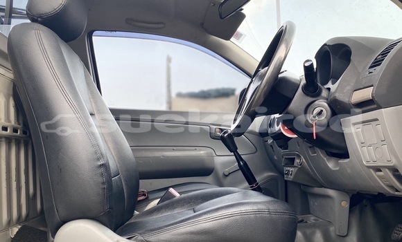 Buy Used Toyota Hiluxe VIGO White Car in Bangkok in Bangkok Buy Used Toyota Hiluxe VIGO White Car in Bangkok in Bangkok