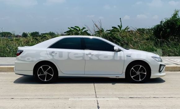 Buy Used Toyota Camry White Car in Bangkok in Bangkok Buy Used Toyota Camry White Car in Bangkok in Bangkok