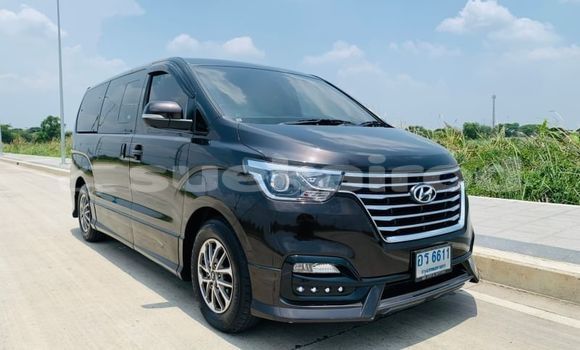 Buy Used Hyundai H1 Other Car in Bangkok in Bangkok Buy Used Hyundai H1 Other Car in Bangkok in Bangkok