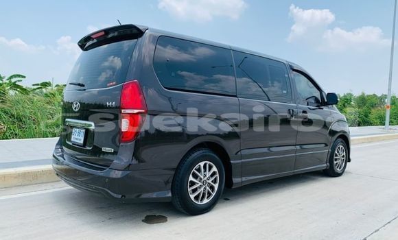 Buy Used Hyundai H1 Other Car in Bangkok in Bangkok Buy Used Hyundai H1 Other Car in Bangkok in Bangkok