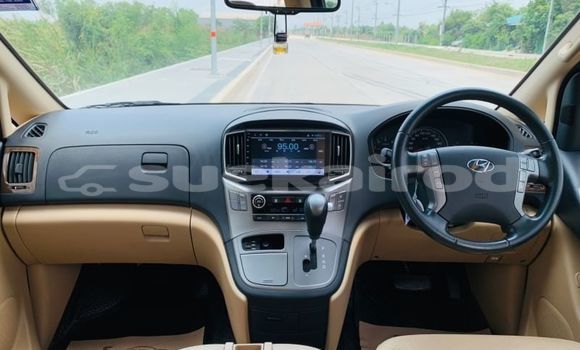 Buy Used Hyundai H1 Other Car in Bangkok in Bangkok Buy Used Hyundai H1 Other Car in Bangkok in Bangkok