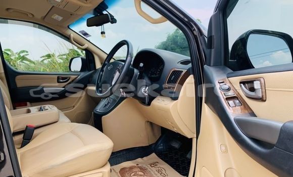 Buy Used Hyundai H1 Other Car in Bangkok in Bangkok Buy Used Hyundai H1 Other Car in Bangkok in Bangkok