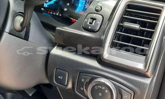 Buy Used Ford Everest Brown Car in Bangkok in Bangkok Buy Used Ford Everest Brown Car in Bangkok in Bangkok